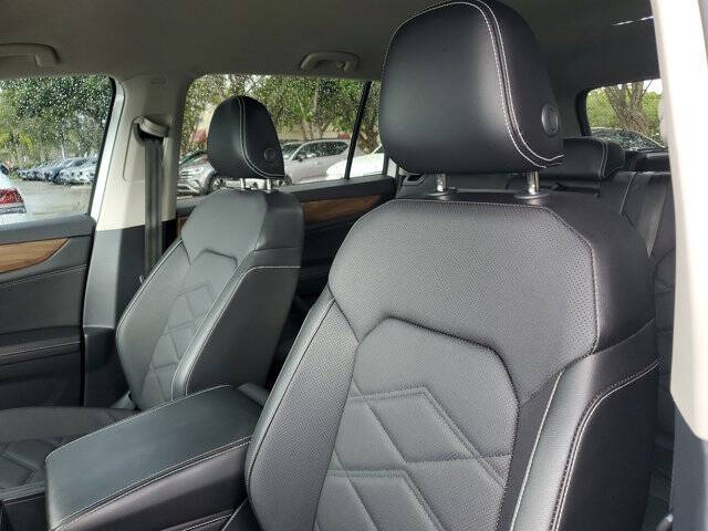 2024 Volkswagen Atlas SE