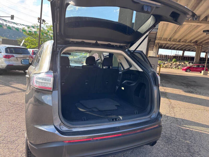 2017 Ford Edge SE