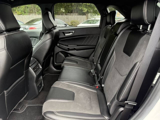 2023 Ford Edge ST