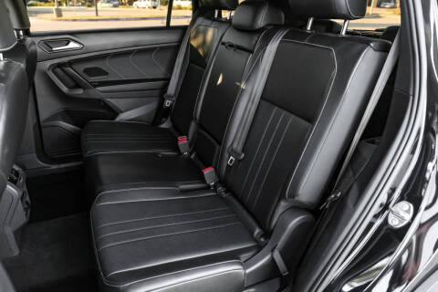 2022 Volkswagen Tiguan SE R-Line Black