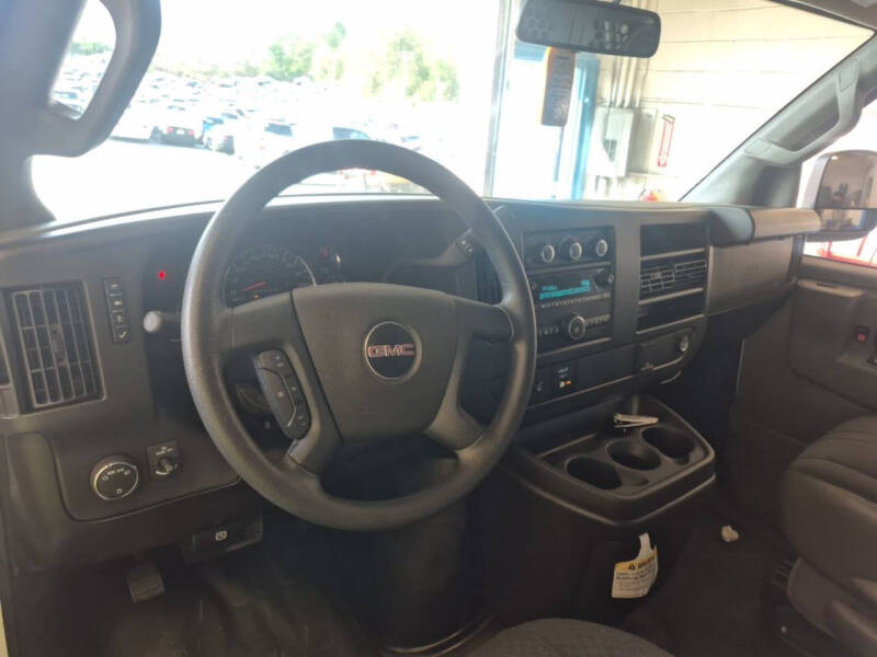 2024 GMC Savana 2500