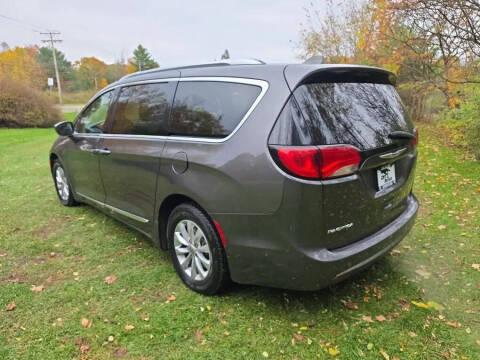 2018 Chrysler Pacifica Touring L Plus