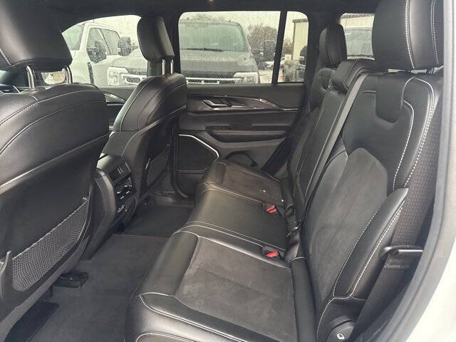 2022 Jeep Grand Cherokee Altitude