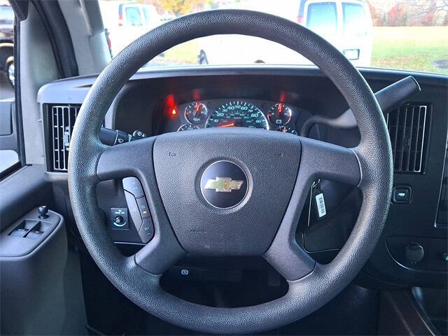 2024 Chevrolet Express 2500