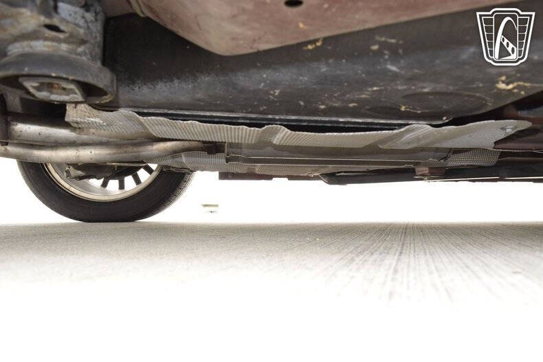 2004 Ford Thunderbird Deluxe