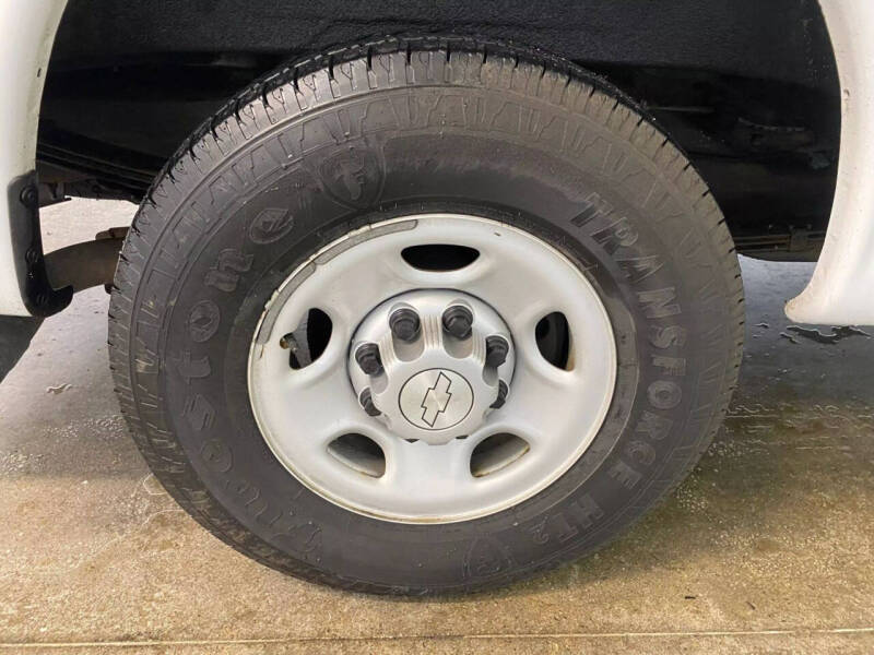 2017 Chevrolet Express 2500