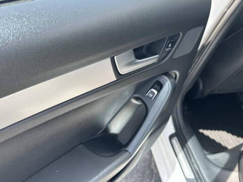 2013 Audi A4 2.0T quattro Premium Plus