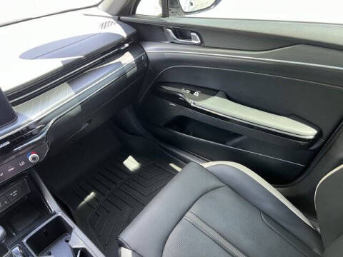 2025 Kia K5