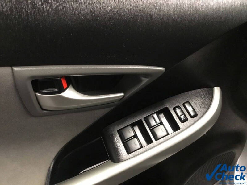 2015 Toyota Prius Three