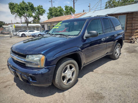 2007 Chevrolet TrailBlazer for sale at Larry's Auto Sales Inc. in Fresno CA