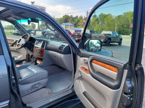2004 Lexus LX 470