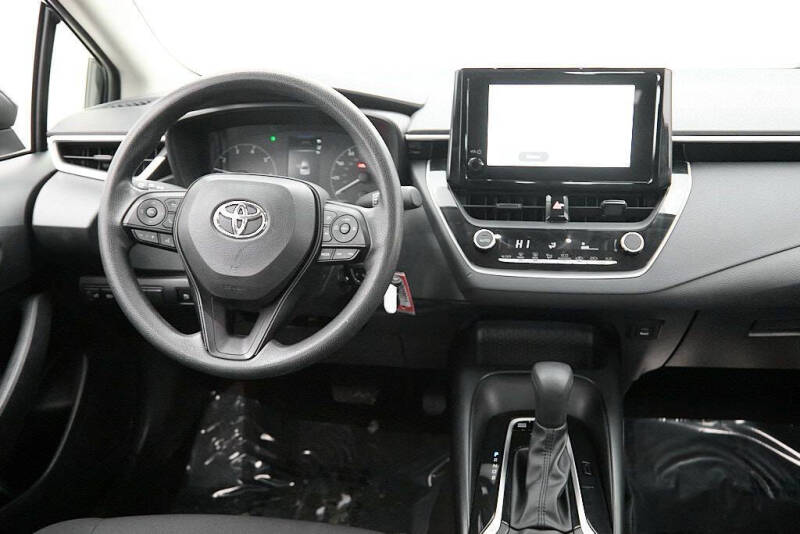 2025 Toyota Corolla Hybrid LE