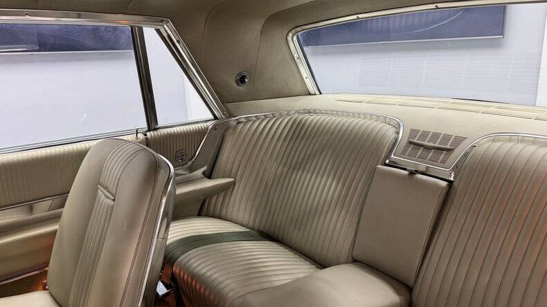 1965 Ford Thunderbird