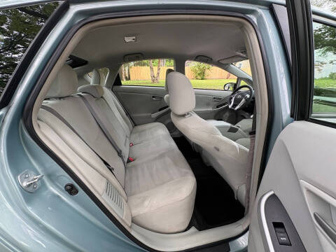 2014 Toyota Prius Two