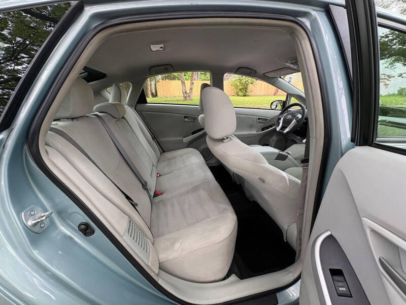 2014 Toyota Prius Two