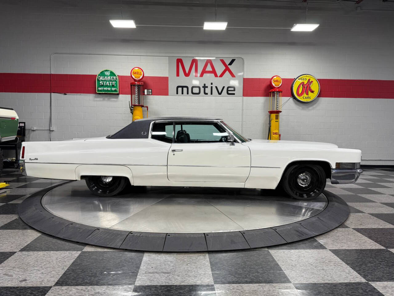 1970 Cadillac DeVille 19