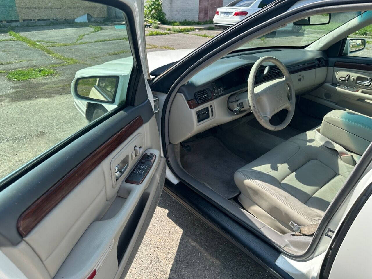 1997 Cadillac DeVille for sale at SRL SAHER in Lorain, OH