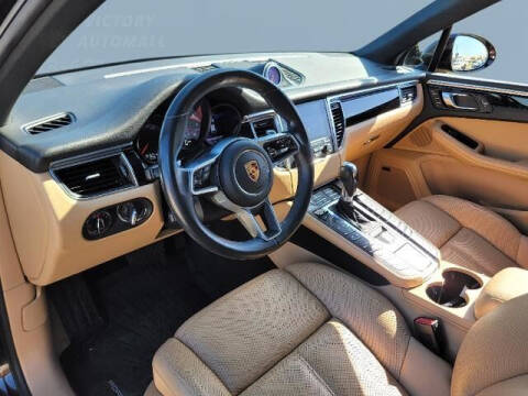 2017 Porsche Macan S