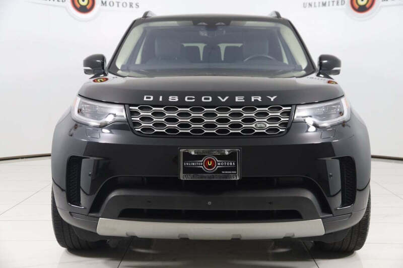 2023 Land Rover Discovery P300 S