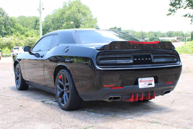 2019 Dodge Challenger SXT