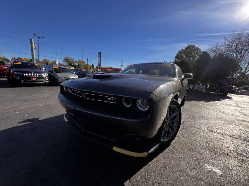 2022 Dodge Challenger GT photo 5