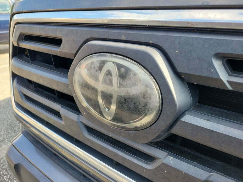 2018 Toyota Tacoma SR5 V6