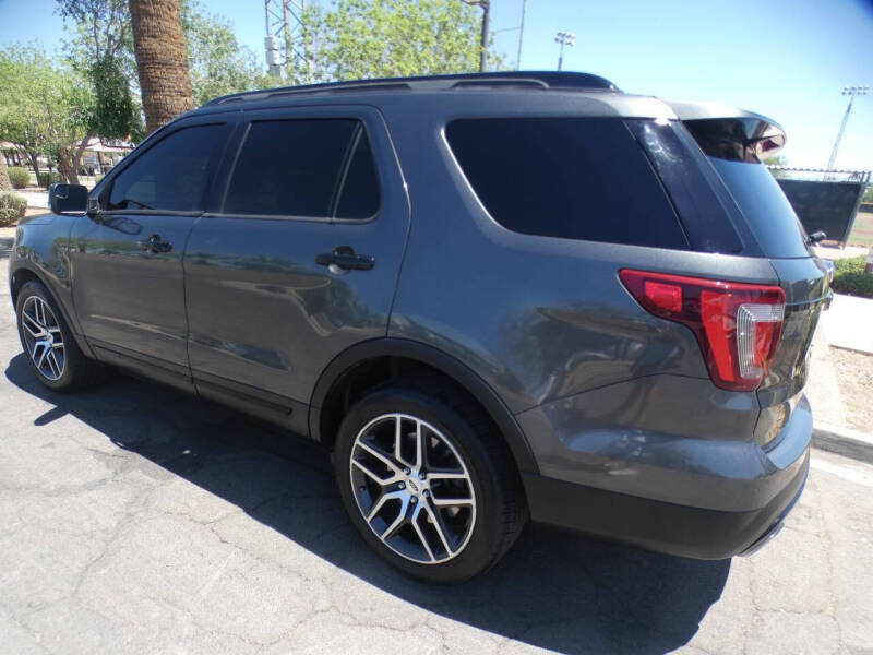 2017 Ford Explorer Sport