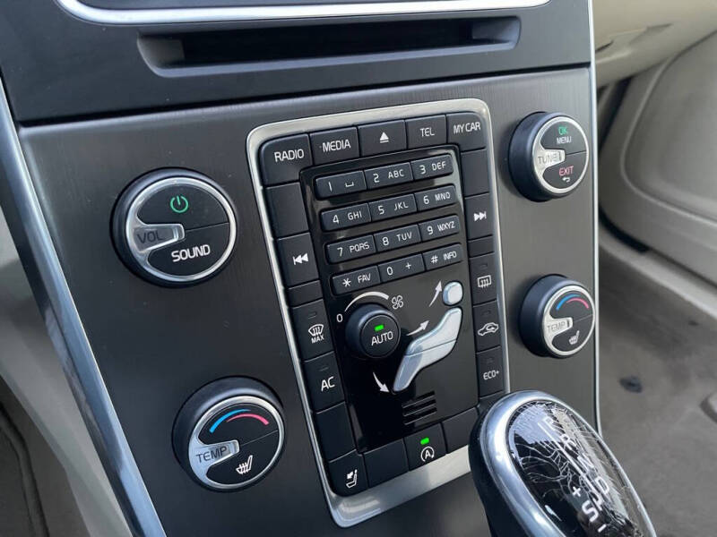 2015 Volvo S60 T5 Drive-E Premier