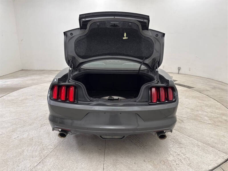 2017 Ford Mustang V6