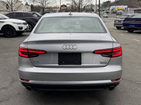 2017 Audi A4 2.0T quattro Premium