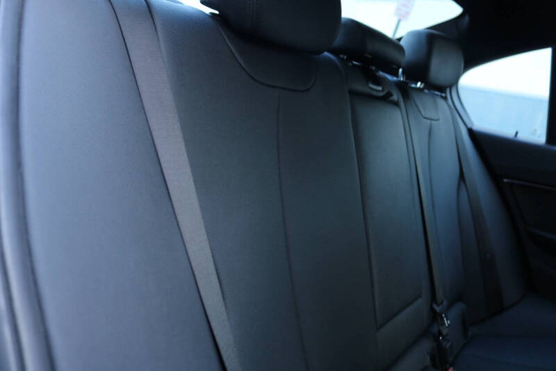 2016 BMW 3 Series 328i