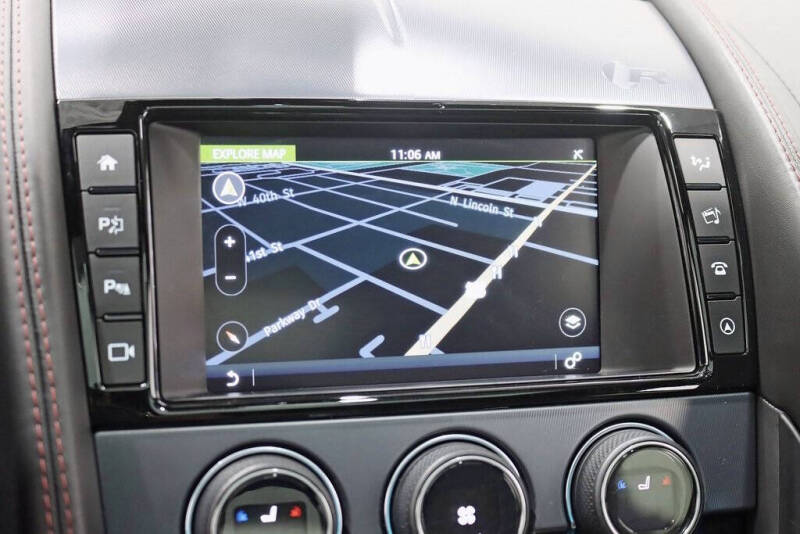 2018 Jaguar F-TYPE R