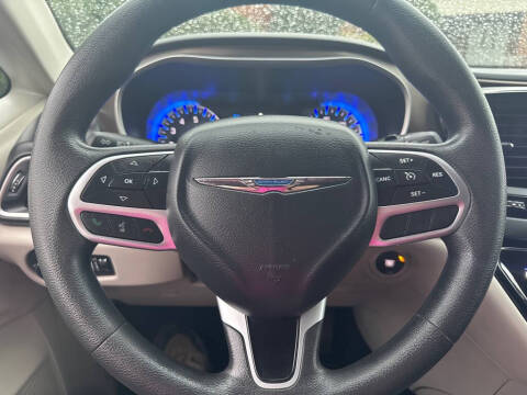 2017 Chrysler Pacifica Touring