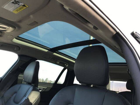 2025 Volvo V60 Cross Country B5 Plus