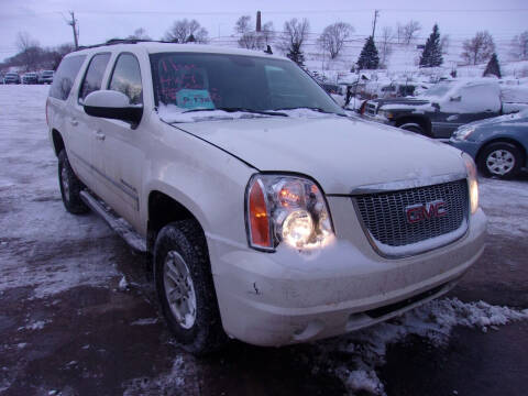 2011 GMC Yukon XL for sale at Barney's Used Cars in Sioux Falls SD