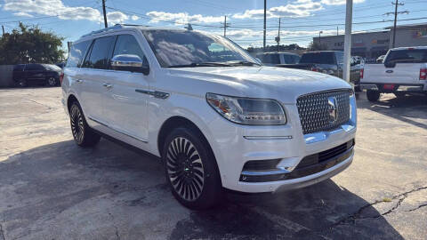 2018 Lincoln Navigator Black Label