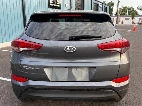 2017 Hyundai Tucson SE