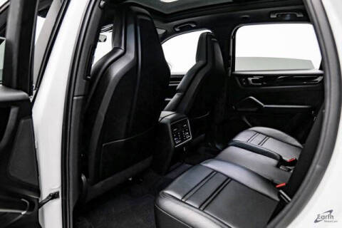 2023 Porsche Cayenne