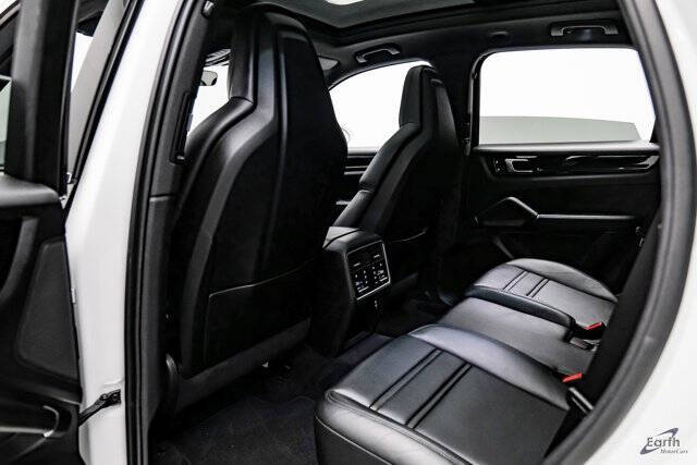 2023 Porsche Cayenne