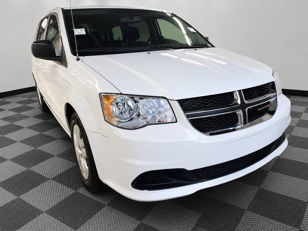  2013 Dodge Grand Caravan SE FWD   