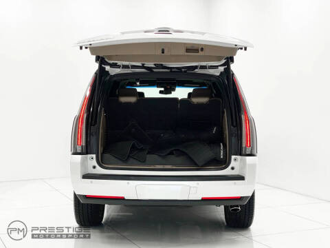 2018 Cadillac Escalade Platinum