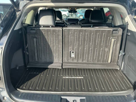 2023 Toyota Highlander Hybrid XLE