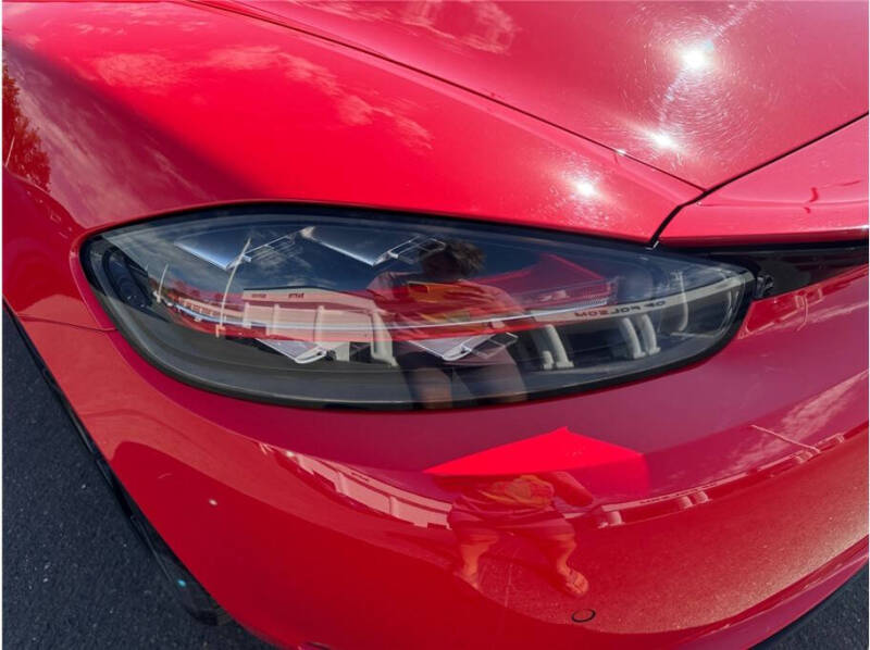 2021 Porsche 718 Boxster