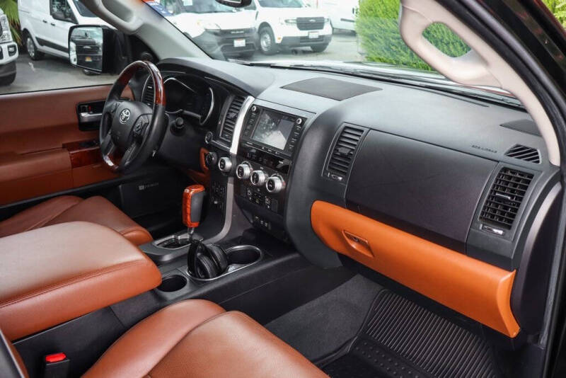 2021 Toyota Sequoia Platinum