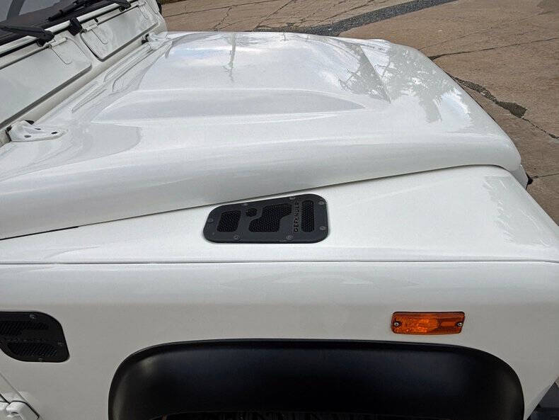 1988 Land Rover Defender