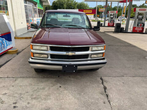 1996 Chevrolet C/K 1500 Series for sale at Unique Motors in Rock Island IL