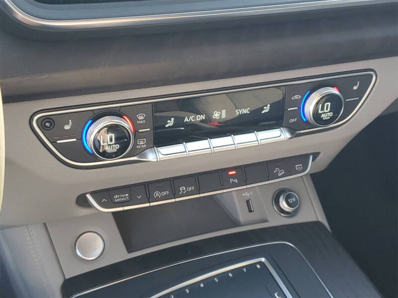 2020 Audi Q5 quattro Premium Plus 45 TFSI