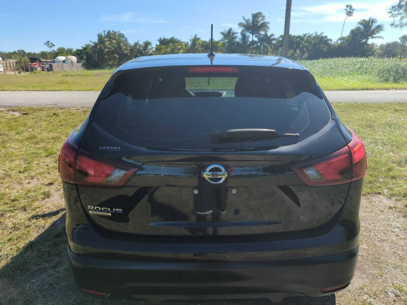 2017 Nissan Rogue Sport S