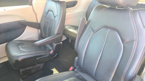 2020 Chrysler Pacifica Touring L Plus