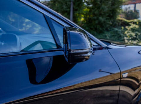 2024 Cadillac LYRIQ Luxury 2